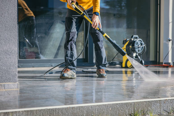 Best Sidewalk and Walkway Cleaning  in Elgin, TX